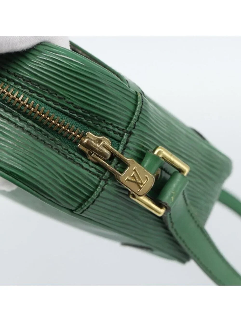 Authentic LOUIS VUITTON Epi Trocadero 23 Shoulder Bag Green M52304 LV